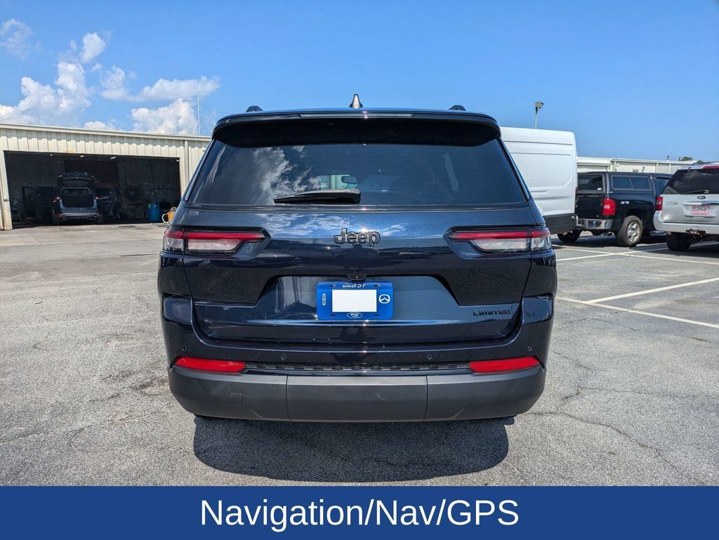 Used 2024 Jeep Grand Cherokee L Limited w/ Black Appearance Package RWD image 5