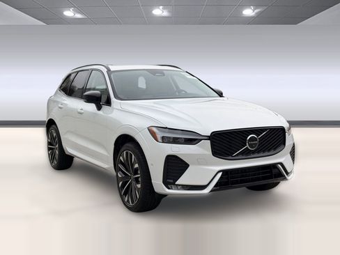 New 2026 Volvo XC60 B5 Ultra w/ Climate Package image 7