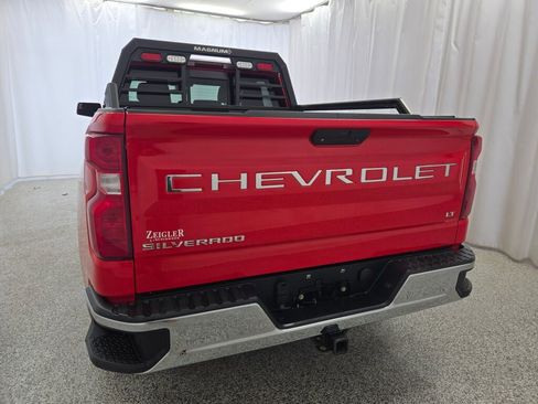 Used 2019 Chevrolet Silverado 1500 LT w/ All-Star Edition image 14