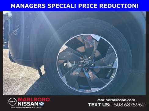 Certified 2024 Nissan Rogue SV image 10