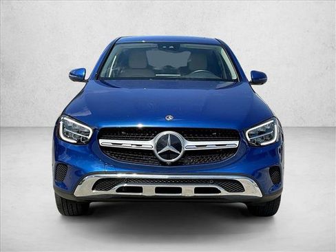 Used 2023 Mercedes-Benz GLC 300 4MATIC Coupe image 3