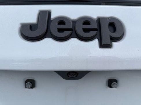 New 2026 Jeep Compass Limited image 17