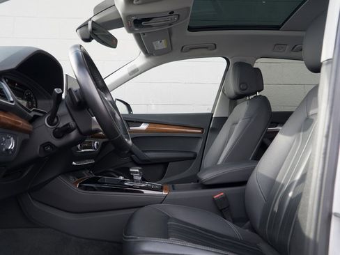 Certified 2023 Audi Q5 2.0T Premium Plus image 17