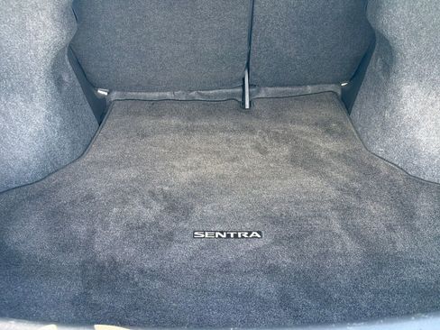 Used 2018 Nissan Sentra SV image 11