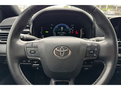 Certified 2025 Toyota Camry SE image 24