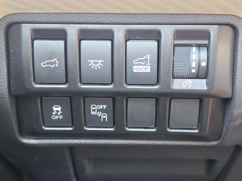 Used 2022 Subaru Ascent Premium w/ Convenience Package AWD/4WD image 12