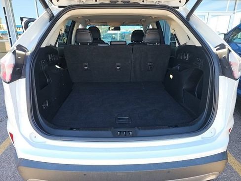 Used 2019 Ford Edge SEL w/ Equipment Group 201A AWD/4WD image 17