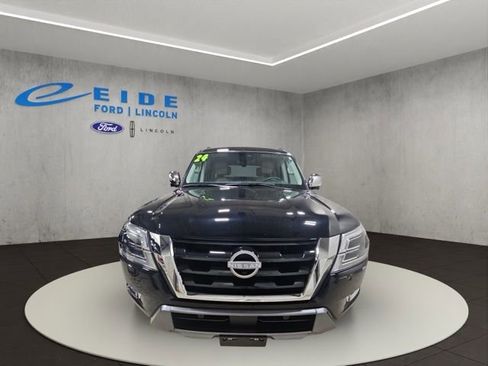 Used 2024 Nissan Armada Platinum w/ Captain's Chairs Package AWD/4WD image 6