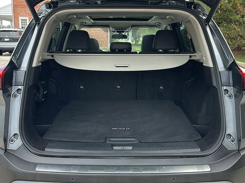 Certified 2023 Nissan Rogue SV w/ SV Premium B Package image 6