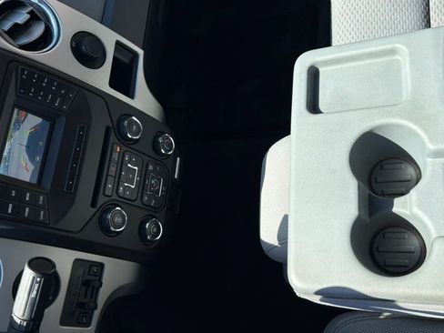 Used 2014 Ford F150 XLT w/ Equipment Group 302A Luxury AWD/4WD image 21