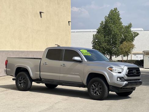 Used 2021 Toyota Tacoma SR5 image 5