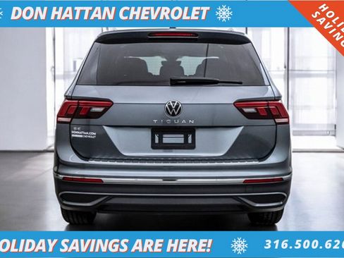 Used 2023 Volkswagen Tiguan SE w/ Panoramic Sunroof Package image 36