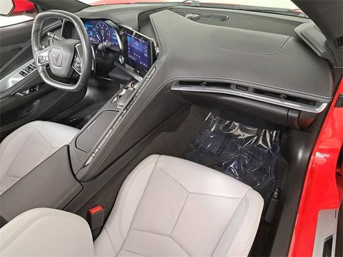 Used 2020 Chevrolet Corvette Stingray image 12