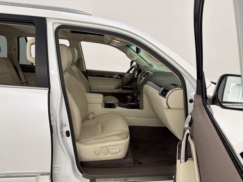 Used 2017 Lexus GX 460 Premium AWD/4WD image 28