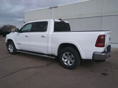 Used 2020 RAM 1500 Laramie AWD/4WD image 7