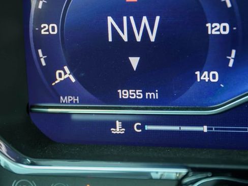Used 2025 Chevrolet Silverado 2500 LTZ w/ LTZ Plus Package AWD/4WD image 12