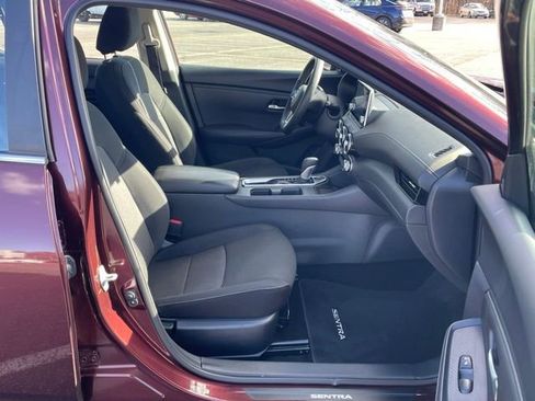 Used 2024 Nissan Sentra SV image 27