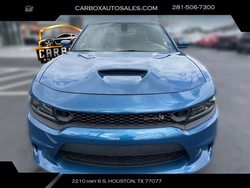 Used 2022 Dodge Charger Scat Pack w/ Plus Group RWD image 8