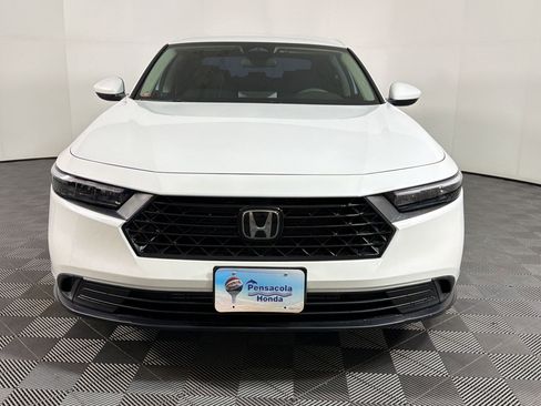 Used 2025 Honda Accord LX image 5