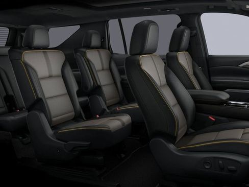 New 2026 Chevrolet Traverse High Country AWD/4WD image 13