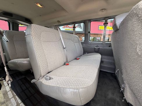 Used 2014 GMC Savana 3500 LT w/ LT Preferred Equipment Group RWD image 20