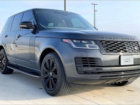 Used 2020 Land Rover Range Rover HSE image 13