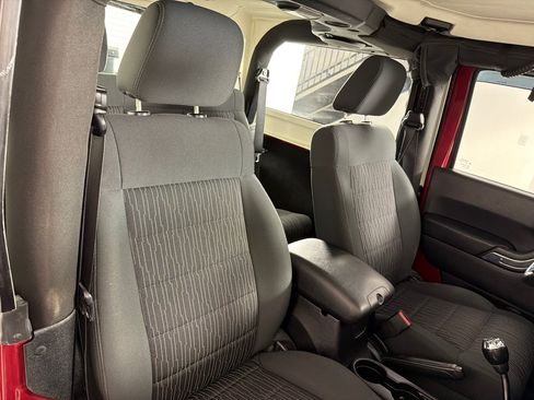 Used 2012 Jeep Wrangler Sport w/ Connectivity Group AWD/4WD image 20