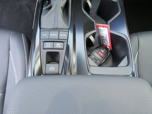 Certified 2026 Toyota Camry SE image 22