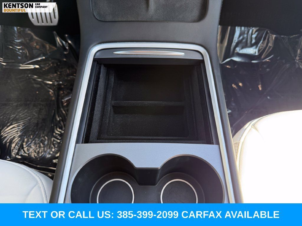 Used 2024 Tesla Model Y Performance AWD/4WD image 18
