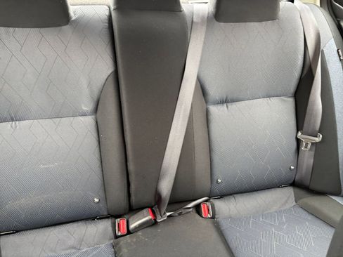 Used 2025 Nissan Versa SV FWD image 35