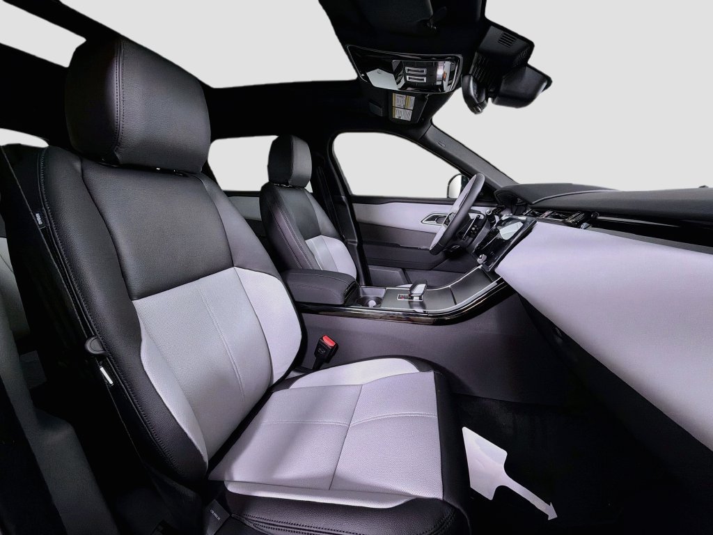 New 2026 Land Rover Range Rover Velar S AWD/4WD image 30