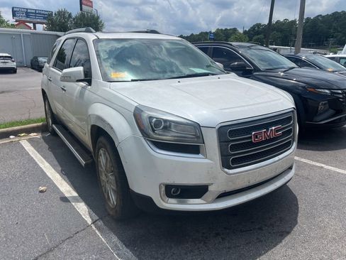 Used 2017 GMC Acadia Limited SLT FWD image 2