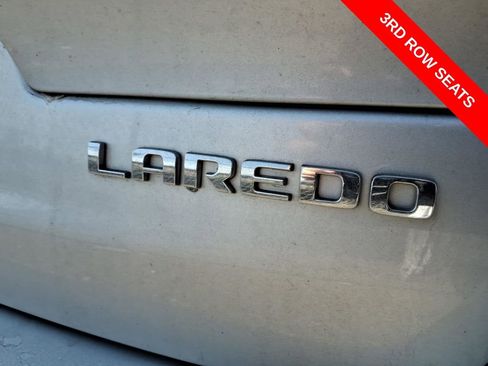 Used 2023 Jeep Grand Cherokee L Laredo image 9