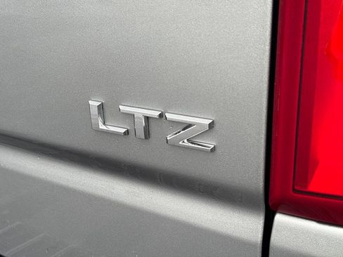 Used 2026 Chevrolet Silverado 1500 LTZ AWD/4WD image 7