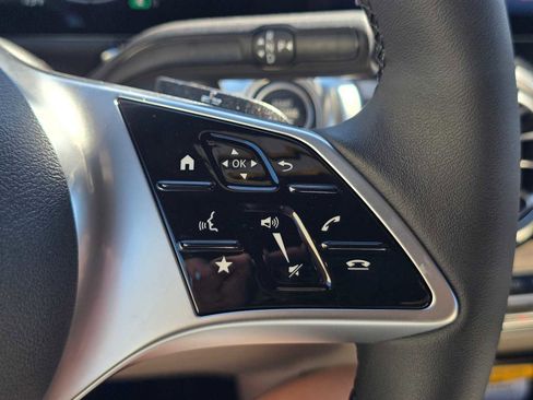 New 2026 Mercedes-Benz GLB 250 GLB 250 image 32