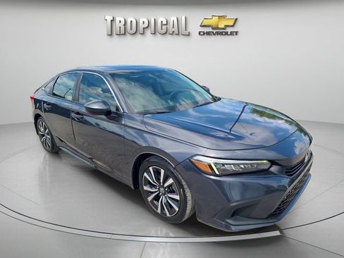 Used 2024 Honda Civic EX image 7