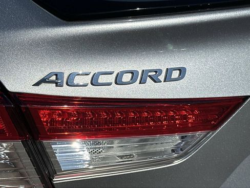 Used 2022 Honda Accord Sport image 15