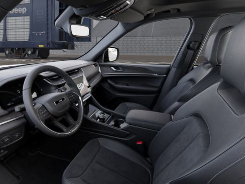 New 2026 Jeep Grand Cherokee Altitude image 22