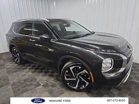 Used 2025 Mitsubishi Outlander SEL AWD/4WD image 9