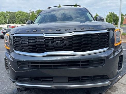 Used 2022 Kia Telluride EX w/ EX Premium Package FWD image 2