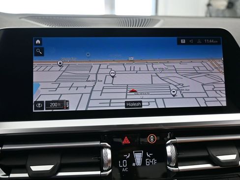 Used 2021 BMW 330i Sedan w/ Premium Package image 20