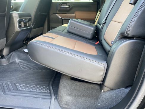 Used 2022 Chevrolet Silverado 2500 High Country w/ LPO, Hitch Package image 19