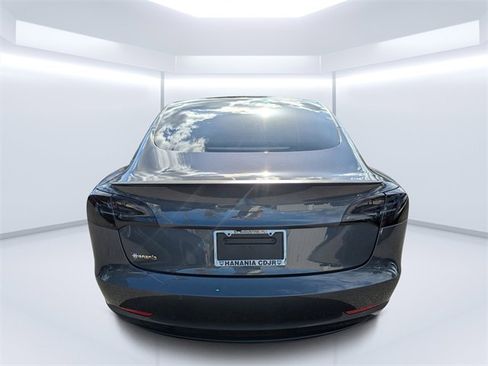 Used 2022 Tesla Model 3 Performance image 4