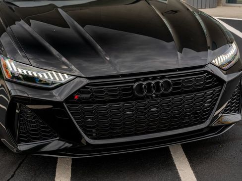 Used 2022 Audi RS 6 AWD/4WD image 5