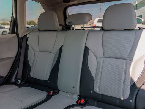 Used 2021 Subaru Forester AWD/4WD image 9