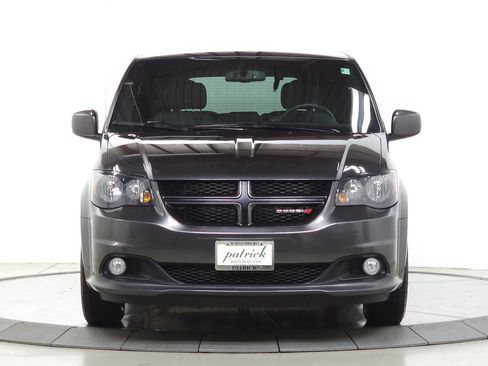 Used 2015 Dodge Grand Caravan R/T w/ Driver Convenience Group FWD image 2