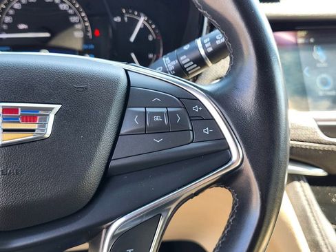 Used 2019 Cadillac XT5 FWD image 28