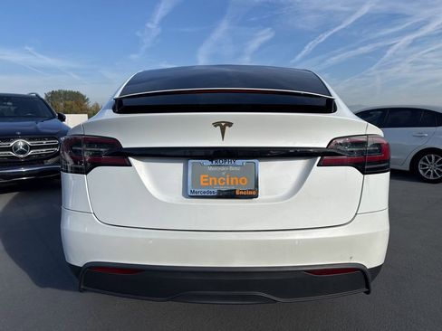 Used 2022 Tesla Model X image 6