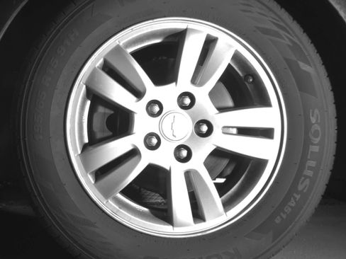 Used 2013 Chevrolet Sonic LT image 16