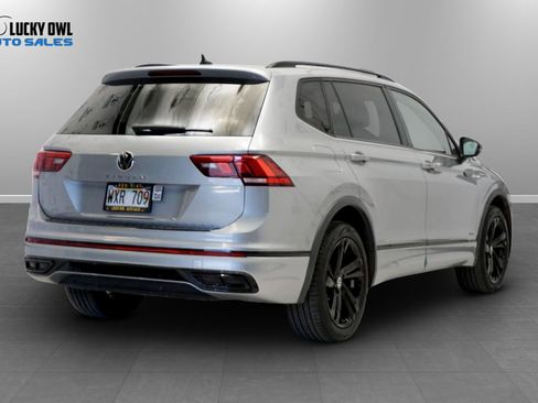 Used 2023 Volkswagen Tiguan SE R-Line FWD image 4